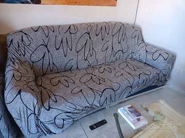divano letto matrimoniale 