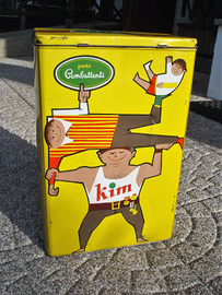 Scatola vintage in latta "pasta combattenti"