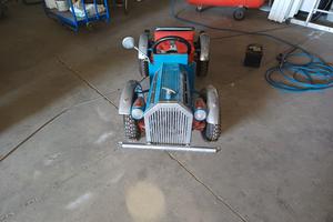 macchinina a scoppio