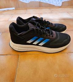 Scarpe Adidas T. 44