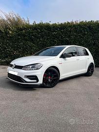 Golf  7.5 R line 2019
