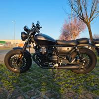 Moto Guzzi V9 Bobber