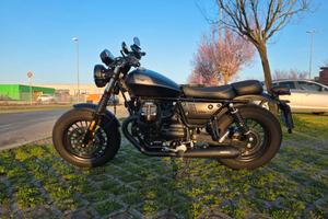Moto Guzzi V9 Bobber