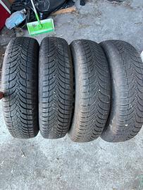 Cerchi e gomme