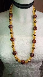 collana con pietre di sole 