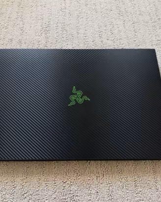 Razer Blade 18 2026 RTX 5090 32GB 2TB come nuovo
