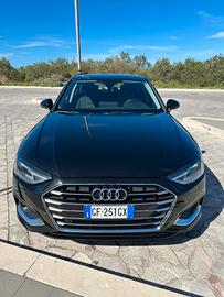 AUDI A4 5ª serie - 2020