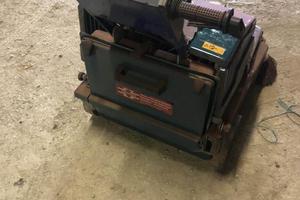 Motospazzatrice pavimenti pulitrice e affettatrice