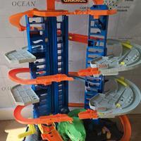 Hot Wheels Parcheggio City Megacity con t-rex