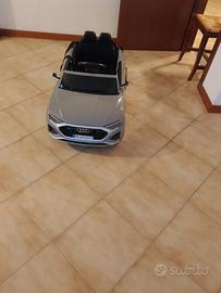 Macchina elettrica bambino