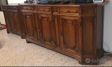 Mobili in legno massello – stile classico