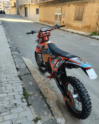 Motor