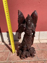 Statuetta cinese in legno