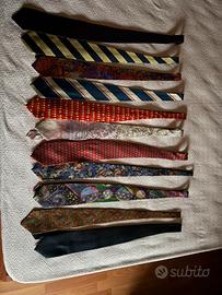 11 cravatte pari al nuovo (1 Missoni)