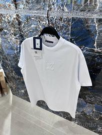 LV Tshirt con iniziali impresse