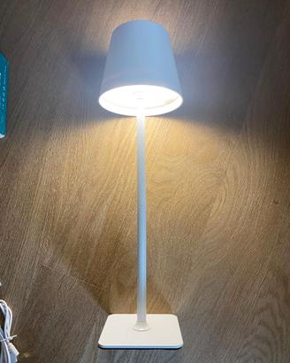 Lampada da tavolo LED ricaricabile – bianca