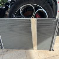 Radiatore acqua supplementare e A/C Audi