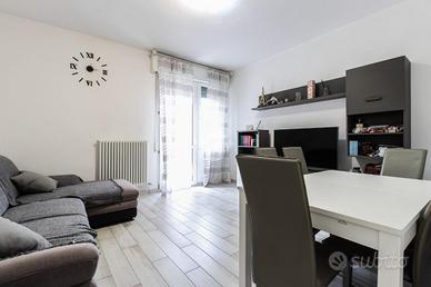 4 LOCALI A CASTENASO