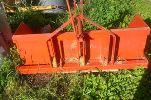 Pala ribaltabile 160cm per trattore marca Biagioli