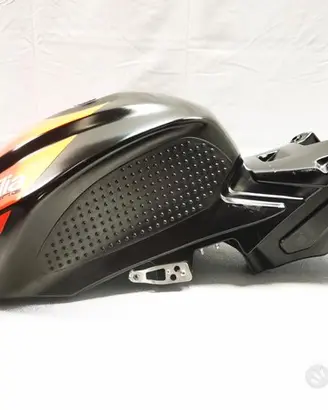 SERBATOI ORIGINALI APRILIA RSV4 BMW S1000RR DUCATI