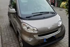 Smart con frizione nuova. Ok neopatentati.