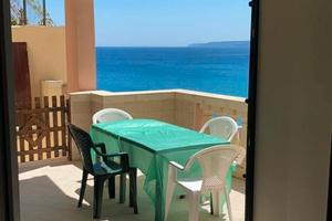 Casa grande sul mare