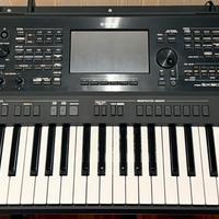 Tastiera Yamaha PSR - SX900 ancora in garanzia