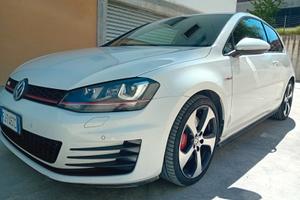 GOLF 7 GTI PERFORMANCE