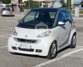 SMART fortwo 1000 52 kW MHD coupé pulse