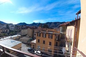 Bilocale Como centro zona Valduce