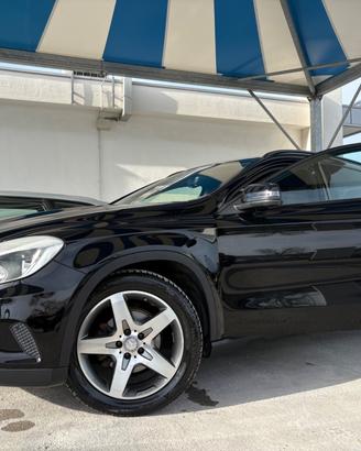 Mercedes-benz GLA 180 d Sport LED INTERNO CERCHI A