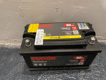 Batteria auto Tudor 80 Ah 700 A