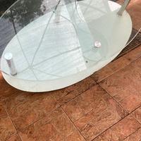 Tavolino e lume