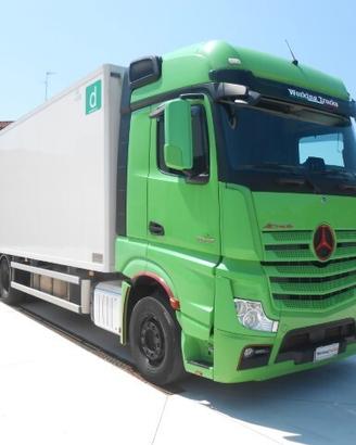 Mercedes-Benz Actros 2542 frigo con sponda