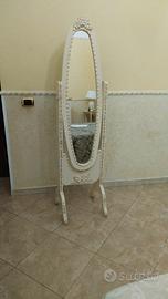 specchio camera da letto 