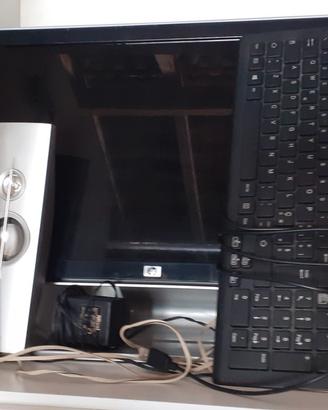 monitor tastiera casse 