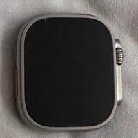Apple Watch ULTRA cassa titanio 49 perfetto