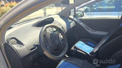 TOYOTA Yaris 2ª serie - 2010