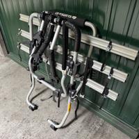 Porta bici posteriore da baule