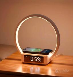 lampada con ricaricatore wireless 