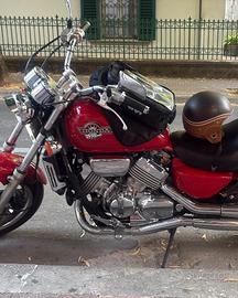 Honda magna