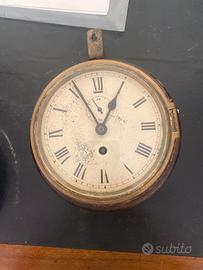 Orologio da nave con carica manuale