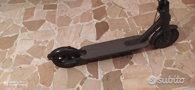 MONOPATTINO ELETTRICO XIOMI