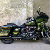 Harley-Davidson Road Glide C.V.O. - 2022