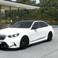 BMW M5 4.4 727cv auto