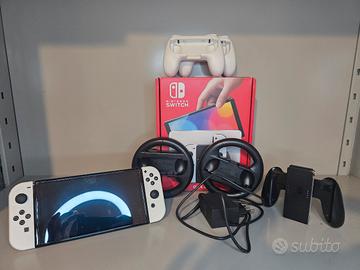 Nintendo Switch OLED bianca + dock e accessori