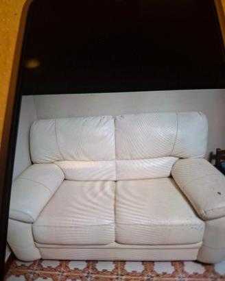 divano 2 posti ecopelle