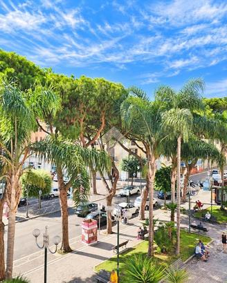 5 LOCALI A GAETA