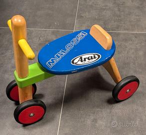 Triciclo in legno