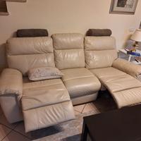 coppia di divani in pelle